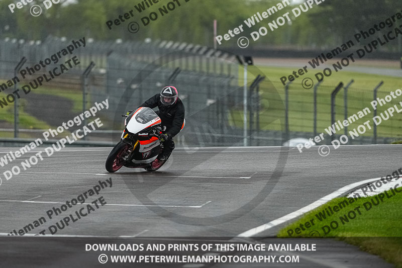 donington no limits trackday;donington park photographs;donington trackday photographs;estoril;event digital images;motorbikes;no limits;no limits trackdays;peter wileman photography;portugal;trackday;trackday digital images;trackday photos